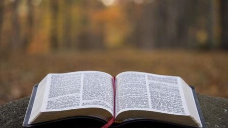 Nueva tecnología de traducción bíblica de Wycliffe que difunde el Evangelio más rápido que nunca